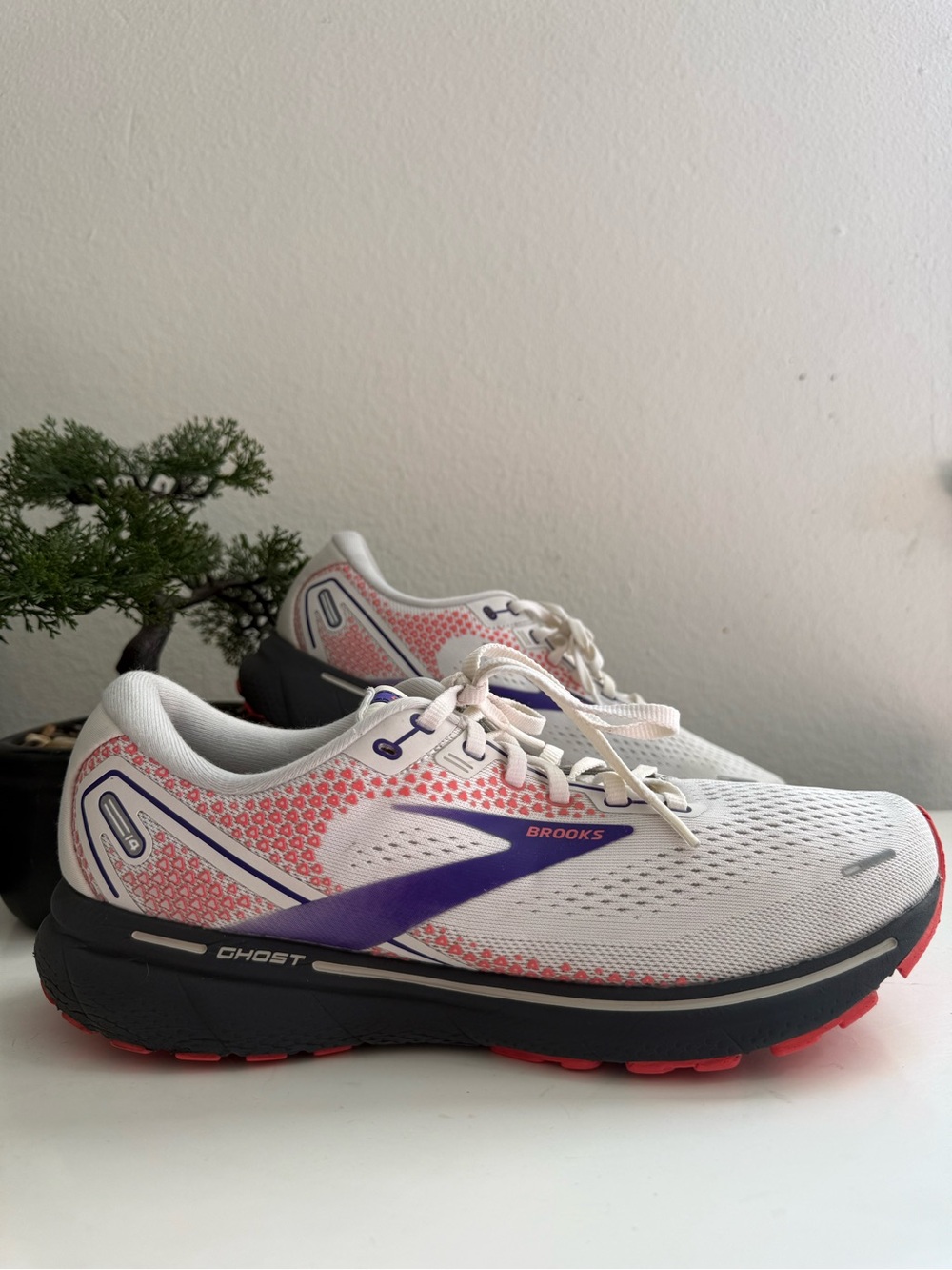 Brooks Ghost 14 Women size 11.5 Shoes — White with Purple & Coral Accents